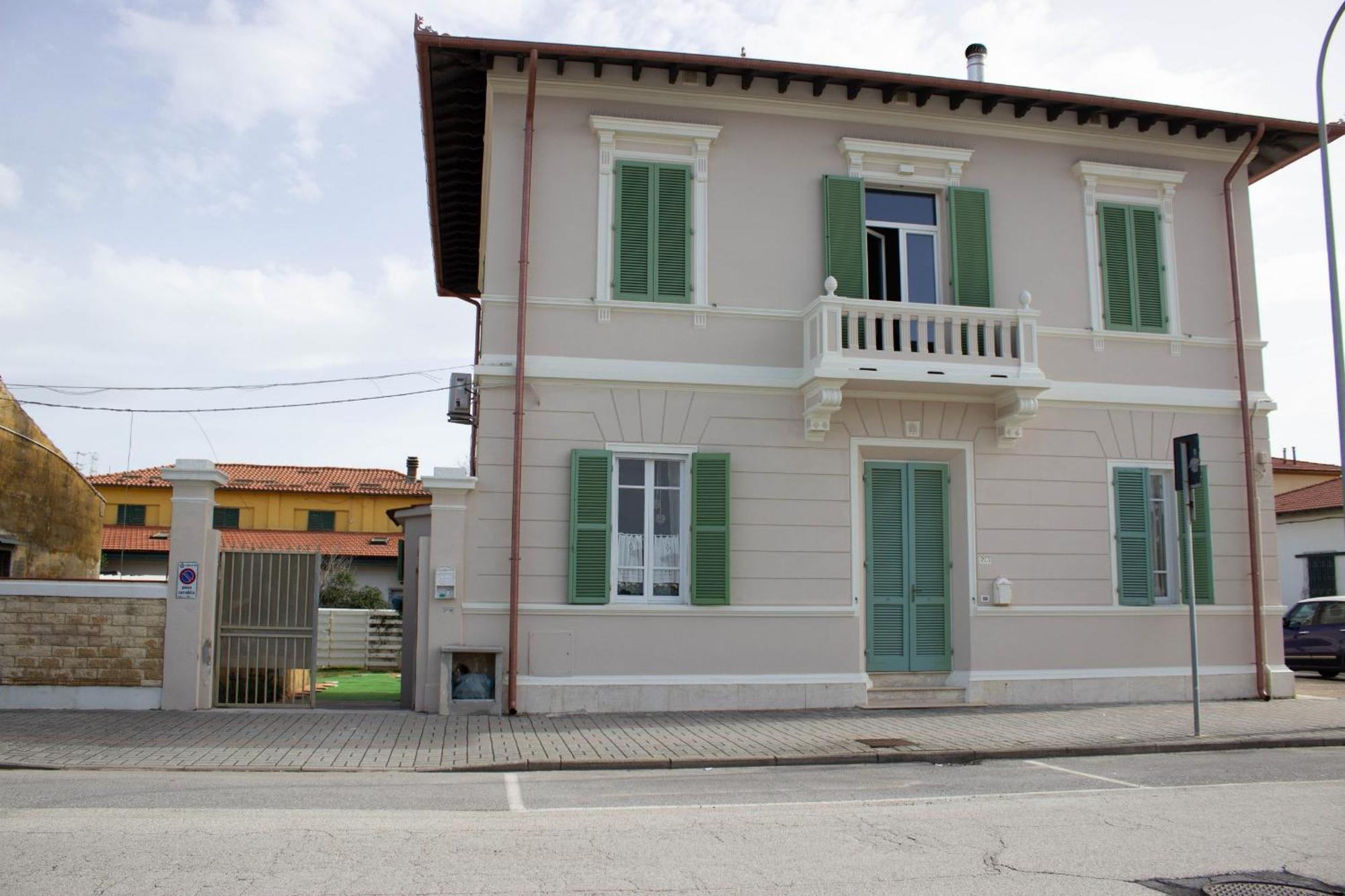Ferienwohnung La Coccinella Marina Di Pisa Exterior foto