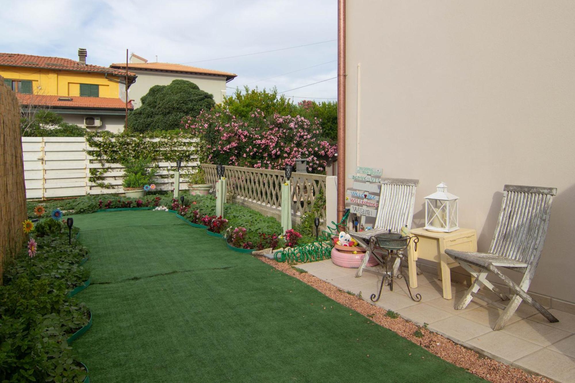 Ferienwohnung La Coccinella Marina Di Pisa Exterior foto